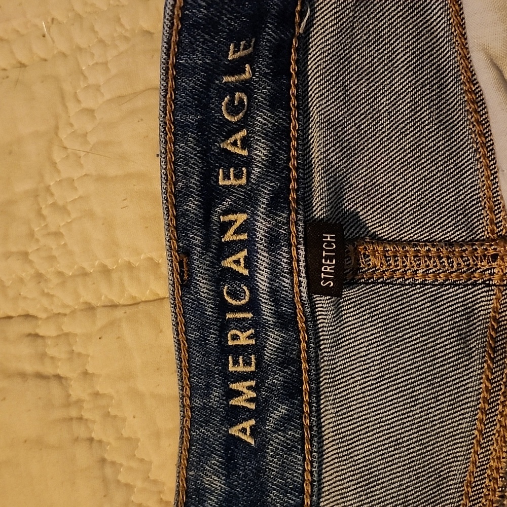AEO Jean shorts - Picture 3 of 4